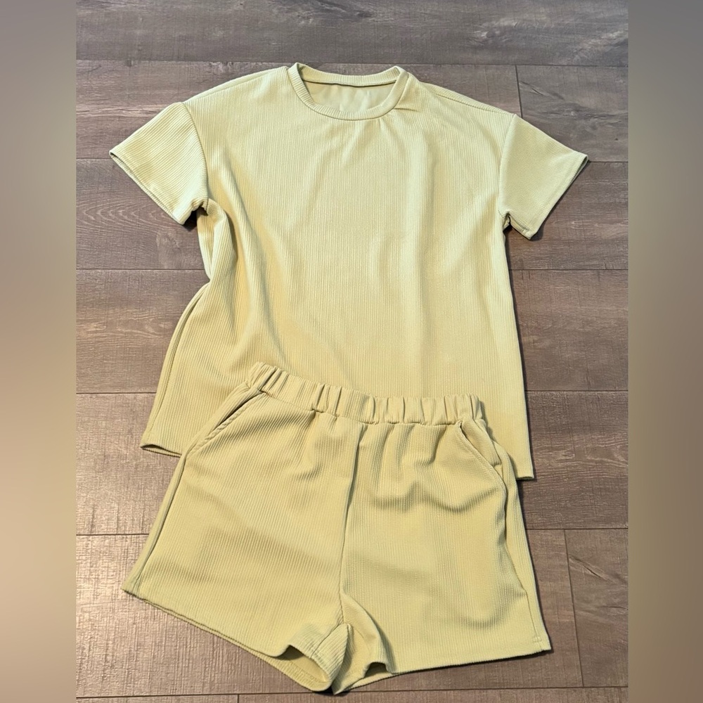 Women’s 2 piece set